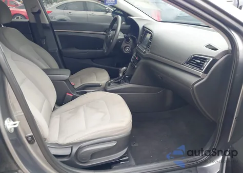 2018 Hyundai Elantra Sel z USA, uszkodzony, nr VIN 5NPD84LF6JH247903
